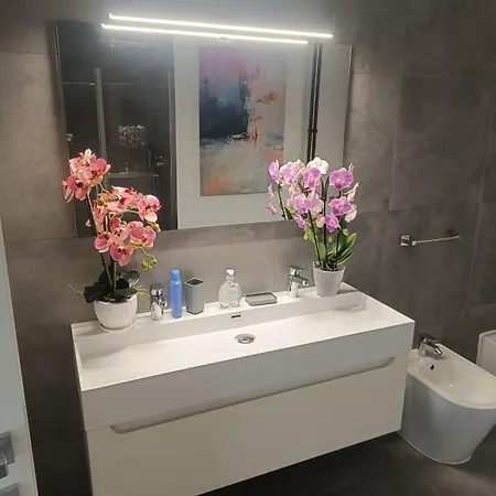 Apartment Bianca - Metro A - Furio Camillo Rome