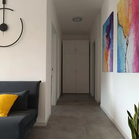 Apartment Bianca - Metro A - Furio Camillo Rome